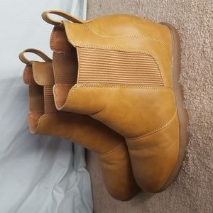 Athlefit wedge booties